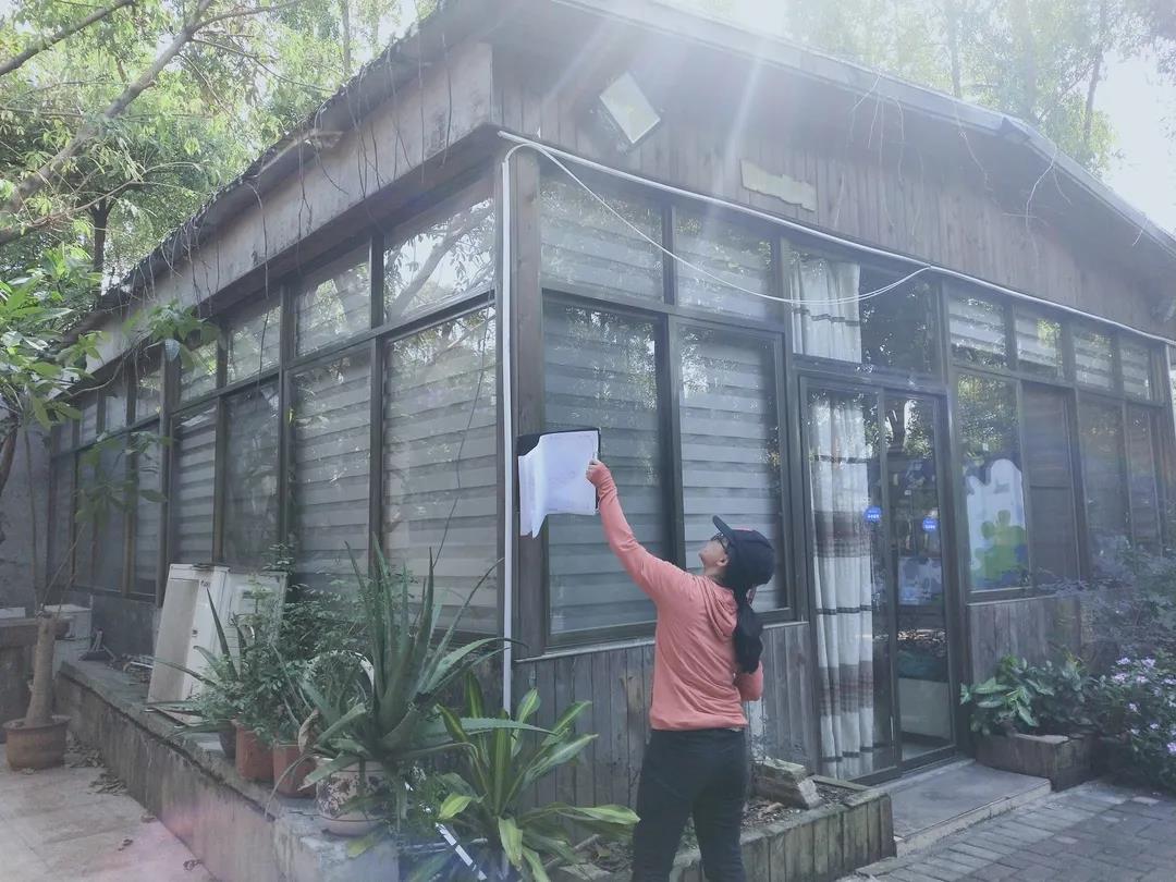 邹秋娜：繁琐之中寻快乐，，，，细微之处见精神