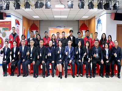 守初心 聚活力 创未来丨优德88集团2022 年度总结表扬大会圆满竣事